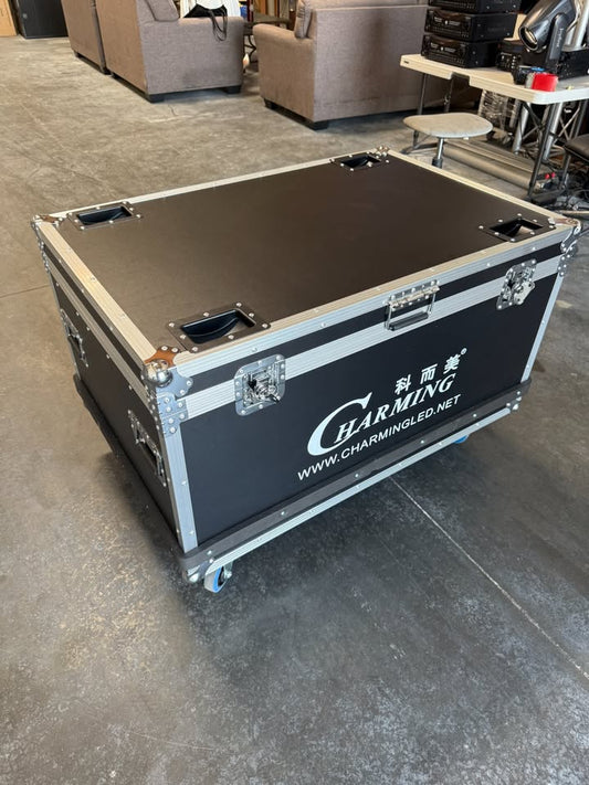 Flight case for 6pcs led displays panels storage